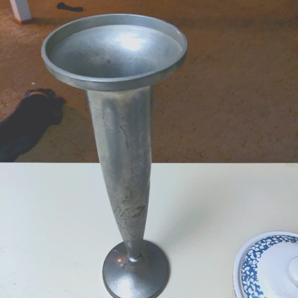 Rare Pewter Base Previctorian - Picture 1 of 3